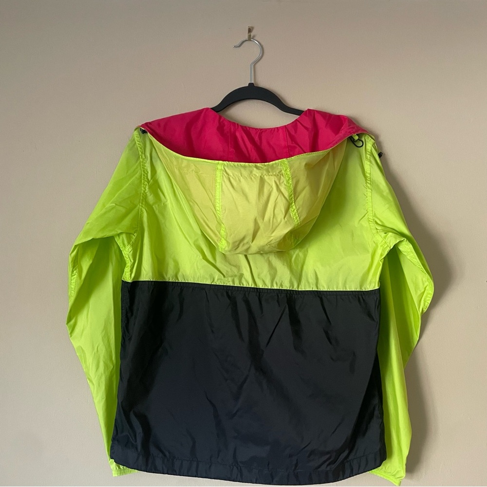 The North Face Windbreaker Packable PINK + GREEN kermit colored vintage XS - Picture 4 of 16